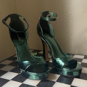 Aldo Shiny Green Women's Heels
